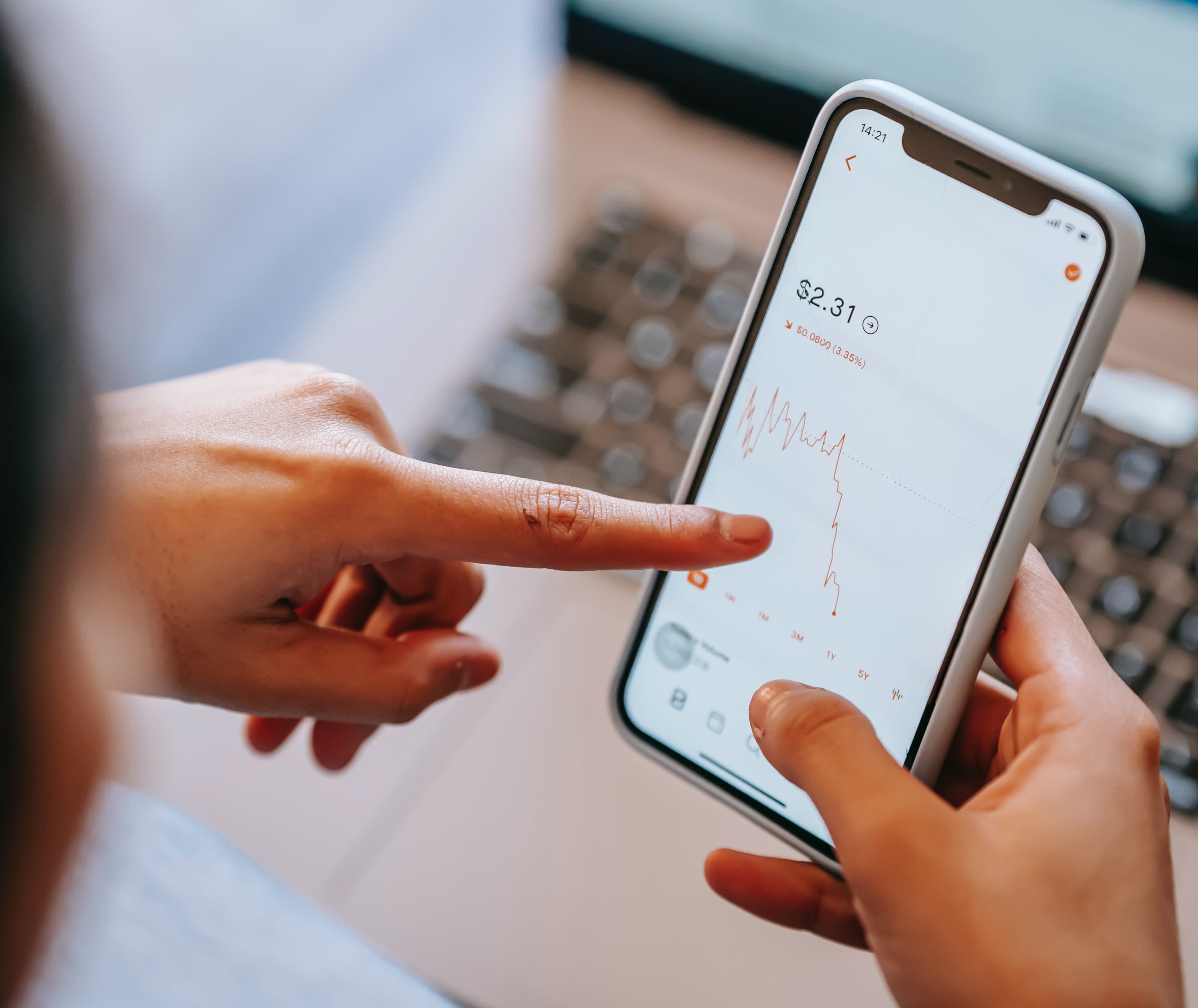 Apple Stock Dip photo