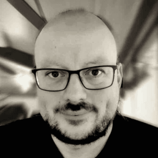 Stuart James | Headshot