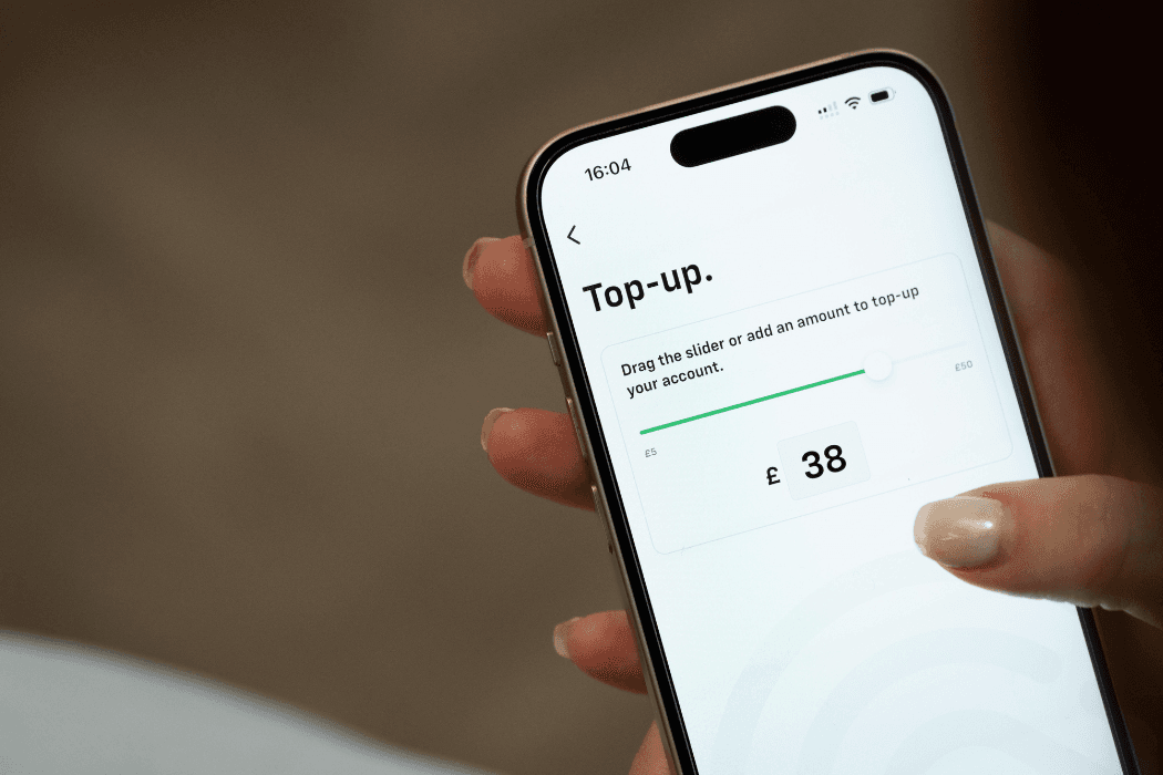 iD Mobile app top up screen